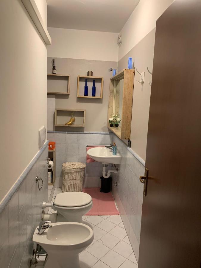 Piazza Volta Apartment โกโม ภายนอก รูปภาพ