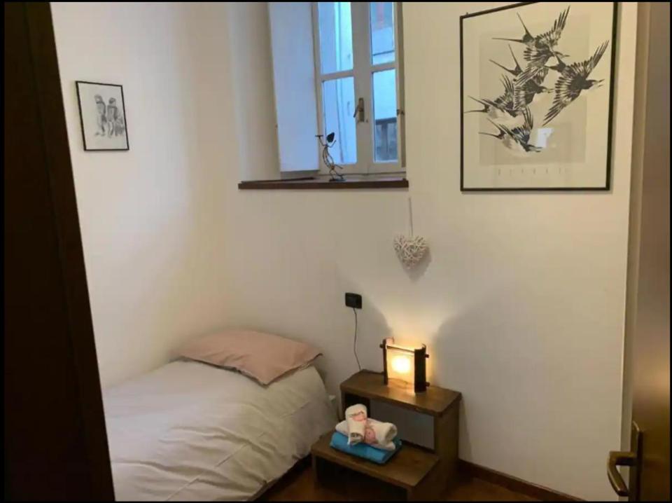 Piazza Volta Apartment โกโม ภายนอก รูปภาพ