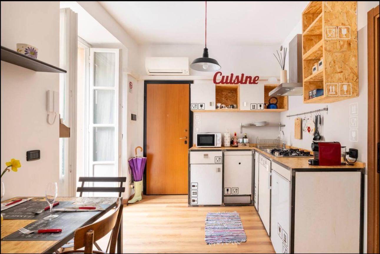 Piazza Volta Apartment โกโม ภายนอก รูปภาพ
